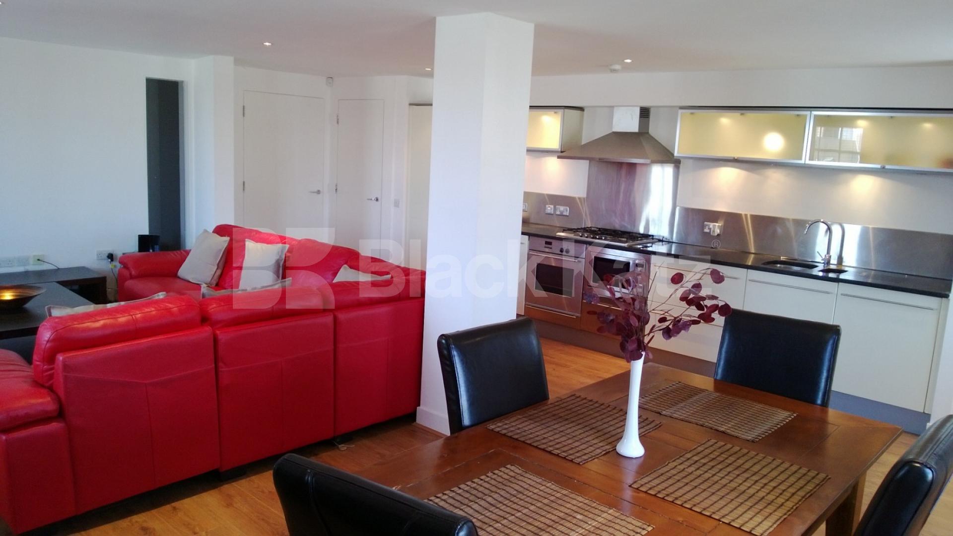 			LET, 3 Bedroom, 1 bath, 1 reception Apartment			 The Academy, Lawn Lane, Vauxhall